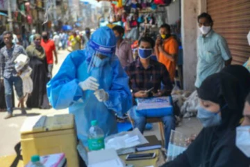 இந்தியாவிற்குள் நுழைந்த உருமாறிய கொரோனா - பதற்றத்தில் மாநிலங்கள்!