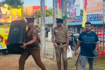 தியாக தீபம் திலீபனின் நினைவிடத்தில் இருந்து அகற்றப்பட்ட ஒலிபெருக்கி - பொலிஸாரின் அதிரடி நடவடிக்கை