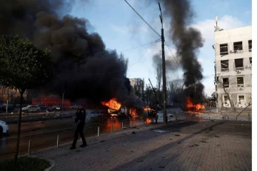 ලොවම කැළඹූ රුසියන් ප්‍රහාරයක් කැමරාවක පටිගත වෙයි..(VIDEO)