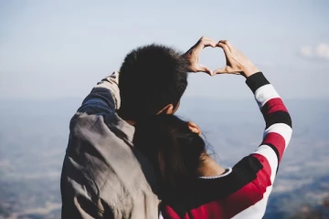 காதலனுக்கு வந்த சந்தேகம்; பரிதாபமாக உயிரிழந்த யுவதி