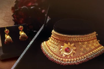 இறங்கிய வேகத்தில் சரசரவென ஏறிய தங்கம் விலை - இன்றைய நிலவரம்!