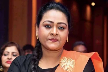 என் மேல கைவச்சி பாரு.. ஆடியோ லாஞ்சில் கடுப்பான ஷகீலா