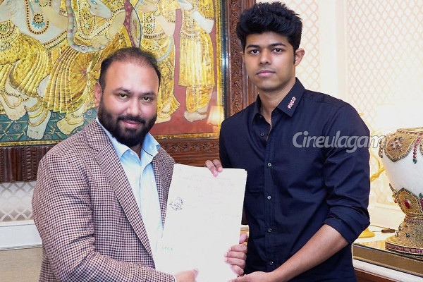 பிரமாண்டமாக உருவாகும் விஜய் மகன் சஞ்சயின் திரைப்படம்.. கவின் ஹீரோ.. முக்கிய வேடத்தில் விஜய் | Vijay Sethupathi To Act Is Vijay Son Sanjay Movie