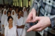 மாணவிகளுக்கு ஆபாச காணொளி காட்டி பாலியல் தொல்லை? ; 55 வயது விரிவுரையாளர் கைது