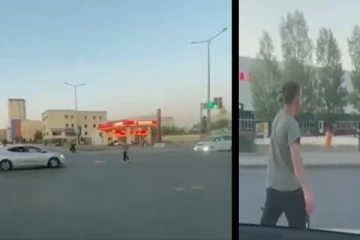 ரோட்டில் பெண்கள் முன்பு சீன் போட்ட நபர் - அடுத்து நடந்த கதியைப் பாருங்க!