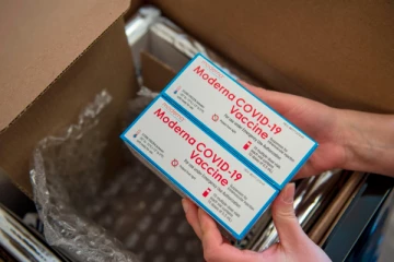 சுவிட்சர்லாந்தில் 12 வயதிற்கு மேற்பட்டவர்களுக்கு  மொடர்னா செலுத்த அனுமதி