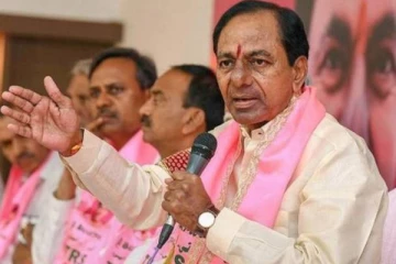 மகளிருக்கு மாதம் ரூ.3000.. கியாஸ் சிலிண்டர் ரூ.400 - முதல்வர் வாவ் வாக்குறுதி!