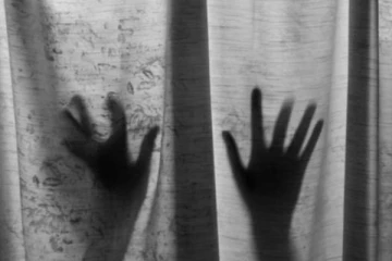 36 நாட்கள் கூட்டு பாலியல் வன்கொடுமை - வீடியோ எடுத்து மிரட்டிய கொடூரம்!