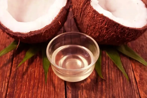 ஒரு ஸ்பூன் தேங்காய் எண்ணை எடை குறைக்க உதவுமா? | 1 Spoon Drink Coconut Oil For Weight Loss Health
