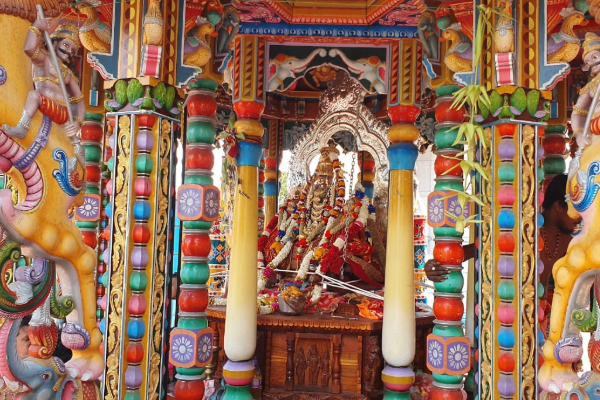 கோலாகலமாக இடம்பெற்ற மாவட்டபுரம் கந்தசாமி ஆலய தேர்த்திருவிழா | Chariot Festival Maviddapuram Kandaswamy Temple