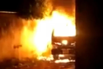 கொழும்பில் எரிந்த நிலையில் காரிலிருந்து சடலமாக மீட்கப்பட்ட நபர் தொடர்பில் வெளியான தகவல்