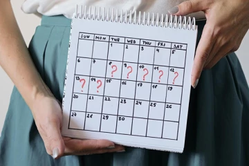 ஒழுங்கற்ற மாதவிடாய்க்கு இவை தான் காரணம்! கட்டாயம் தெரிந்து கொள்ளுங்கள்