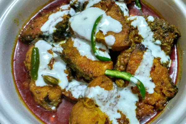 தயிர் பிரியர்களே! இதை எப்போதும் இதனுடன் சேர்த்து உண்ணாதீர்கள் | Dont Eat Curd With This Food