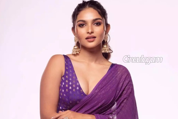 கிளாமர் குயினாக இருந்த கயாடு லோஹரா இப்படி.. இப்போது ஆளே மாறிட்டாரே | Kayadu Lohar Homely Look