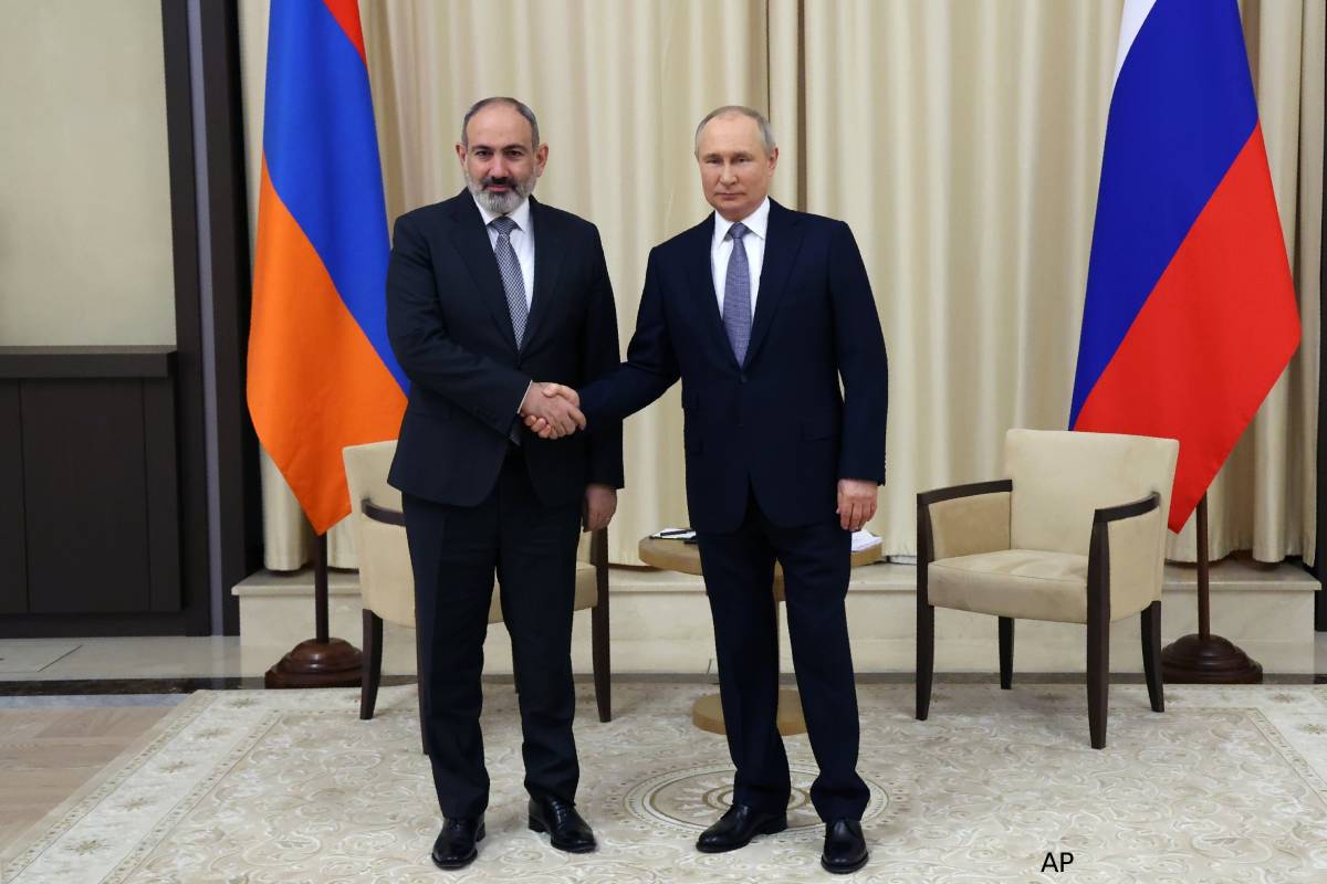 Nikol Pashinyan/Vladimir Putin