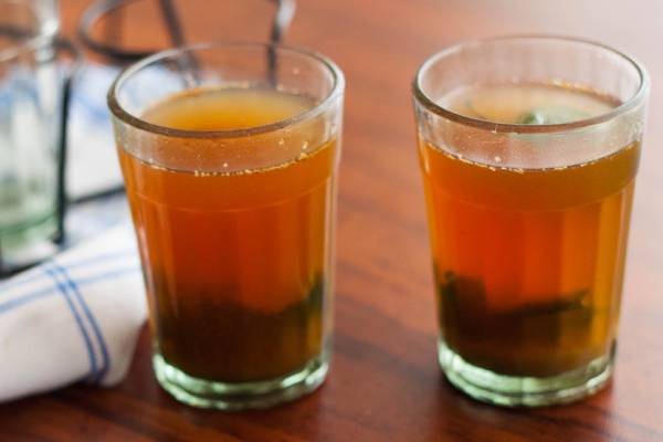 சளி, இருமலை விரட்டும் கஷாயம்: வீட்டிலேயே செய்வது எப்படி? | How To Make Kashayam For Cold Fever In Tamil