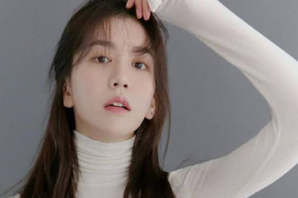 வெளிநாடொன்றில் தற்கொலை செய்துகொண்ட 27 வயதான இளம் நடிகை! | Young Actress Yoo Ju Eun Died Committed Suicide
