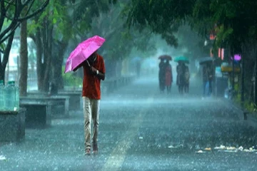 பலத்த காற்று! கனமழை: பொதுமக்களுக்கு வெளியாகிய எச்சரிக்கை