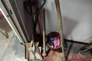 புதையல் தோண்ட முற்பட்ட இராணுவ உயர் அதிகாரி உட்பட எட்டு பேர் கைது