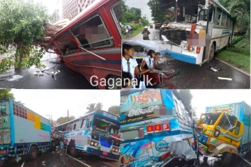 අද උදෑසන බස් අනතුරු 04ක්..විශාල පිරිසක් තුවාල ලබයි..06ක් මරුට.(PHOTOS)