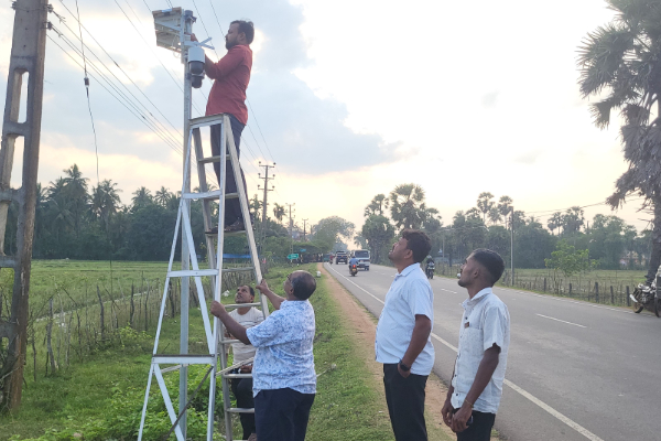 குப்பை கொட்டுபவர்களை அவதானிக்க வவுனியாவில் அதிரடி நடவடிக்கை! | Vavuniya To Monitor Garbage Dumping குப்பை கொட்டுபவர்களை அவதானிக்க வவுனியாவில் அதிரடி நடவடிக்கை! | Vavuniya To Monitor Garbage Dumping