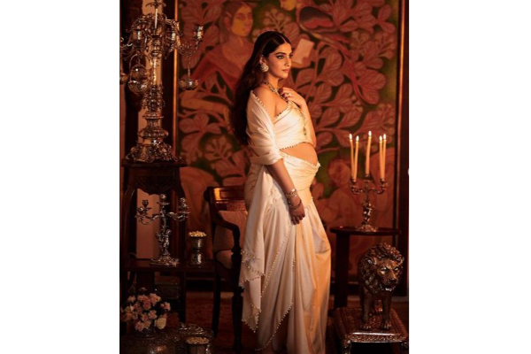 கர்ப்பமாக இருக்கும் நேரத்தில் நடிகை சோனம் கபூர் எடுத்த போட்டோ ஷுட்- செம வைரல் | Sonam Kapoor Pregnancy Photoshoot