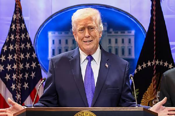 அமெரிக்க இறக்குமதி வரிகளால் புதிய திருப்பம் ; உலகளாவிய நிதிச் சந்தையில் நேரடி தாக்கம் | Us Import Tariffs Twist Global Markets Hit Highs அமெரிக்க இறக்குமதி வரிகளால் புதிய திருப்பம் ; உலகளாவிய நிதிச் சந்தையில் நேரடி தாக்கம் | Us Import Tariffs Twist Global Markets Hit Highs