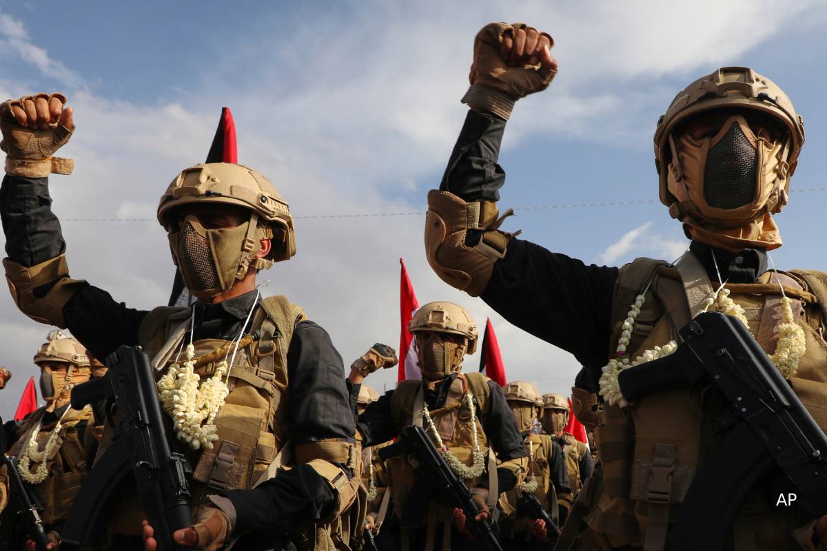 ஹார்முஸை அடுத்து இன்னொரு நீரிணையும்... ஈரான் போரில் கட்டளைக்குக் காத்திருக்கும் ஹவுதிகள் | After Hormuz Another Strait Houthis Ready ஹார்முஸை அடுத்து இன்னொரு நீரிணையும்... ஈரான் போரில் கட்டளைக்குக் காத்திருக்கும் ஹவுதிகள் | After Hormuz Another Strait Houthis Ready