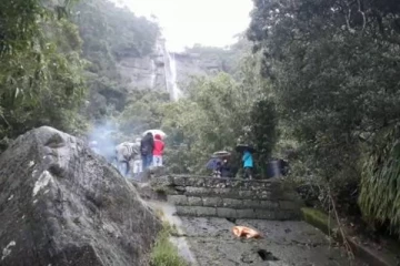 நுவரெலியா லவர்சிலிப் நீர் வீழ்ச்சியில் இருந்து மீட்கப்பட்ட ஆணின் சடலம்!