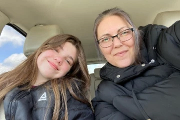 கனடாவில் ஆங்கிலத்தில் பேசிய சிறுமிக்கு ஏற்பட்ட சிக்கல்