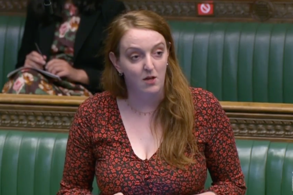 முடிந்த அளவு தவிர்க்க வேண்டும்.. லிஃப்டில் கூட -அப்படி பட்டியலில் 40 எம்.பி.க்கள் | Charlotte Nichols About 40 British Mps Activity