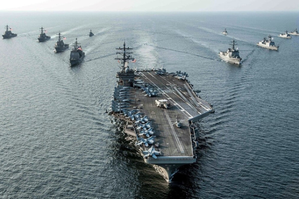 அமெரிக்க கப்பல்களை அருகே சென்று படம்பிடித்த ட்ரோன்கள் - ஈரான் முற்றுகையில் நடக்கும் அதிசயங்கள் | Iran Drones Threat Uss Abraham Lincoln Middle East அமெரிக்க கப்பல்களை அருகே சென்று படம்பிடித்த ட்ரோன்கள் - ஈரான் முற்றுகையில் நடக்கும் அதிசயங்கள் | Iran Drones Threat Uss Abraham Lincoln Middle East