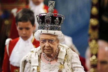 ராணியார் அணிந்த கிரீடம்... ஆண் வாரிசுகள் அணிந்தால் உயிருக்கே ஆபத்து: வெளிவரும் பகீர் பின்னணி