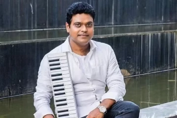 எதுக்கு இறந்துபோனவங்க பாடனும்.. AI பற்றி காட்டமாக பேசிய ஹாரிஸ் ஜெயராஜ்