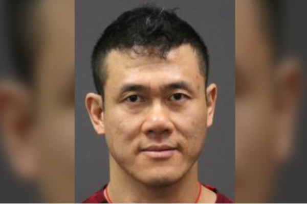 கனடாவில் மசாஜ் நிபுணரின் மோசமான செயல் | Massage Therapist Allegedly Sexually Assaulted