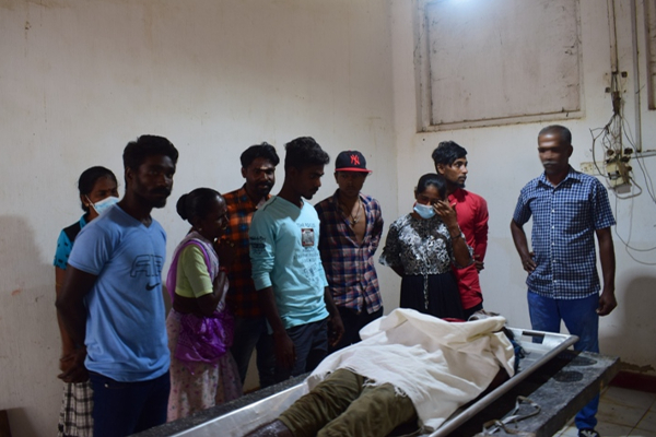 ஆலய திருவிழாவில் இடம்பெற்ற மோதலில் ஒருவர் பலி; இருவர் காயம்! | One Killed In Clash At Temple Festival Two Injured