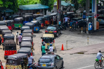 ශ්‍රී ලංකාවේ ඉන්ධන ගැටළුවට රුසියාව සහය දෙනවද නැද්ද..? රුසියාව තීරණය දැනුම්දෙයි..!