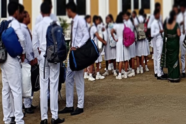 பாடசாலை மாணவர்களுக்கான சீருடை - வெளியாகிய அறிவிப்பு | Uniforms School Students Before March 20