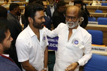 தேசிய விருது விழாவில் ரஜினிகாந்த், தனுஷ், விஜய் சேதுபதி, ரசிகர்களை கவர்ந்த புகைப்படம்..