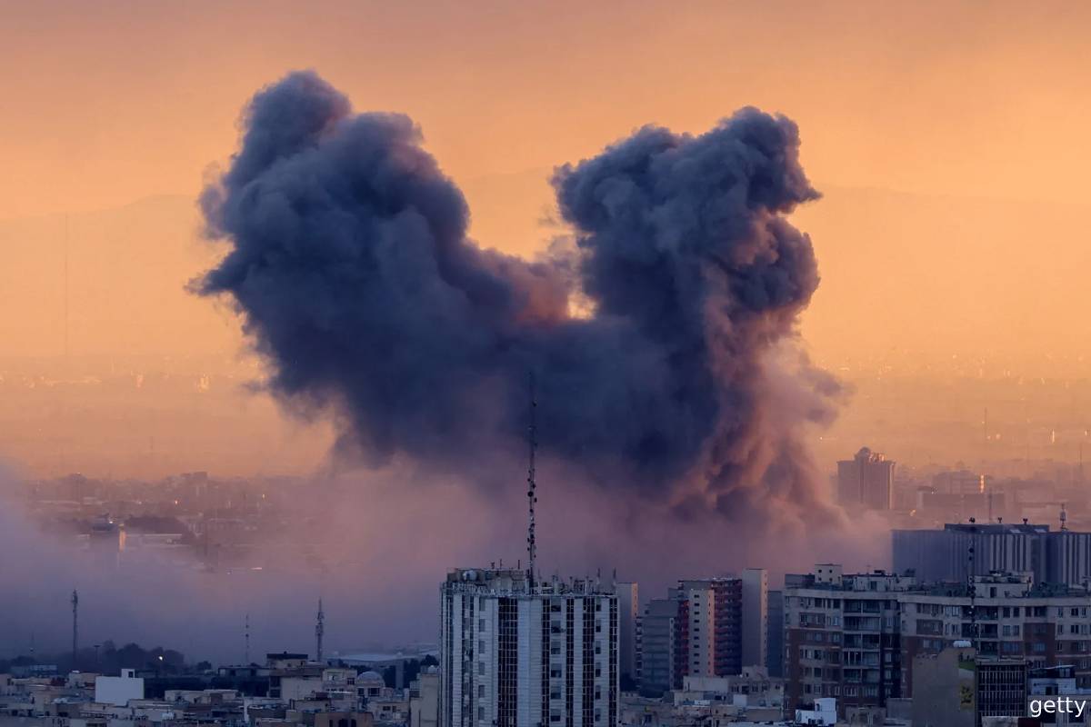 ஈரானுக்கு இன்னொரு நெருக்கடியை அளித்த அமெரிக்கா... முடக்கப்பட்ட 344 மில்லியன் டொலர் | Us Freezes 344 Million In Crypto