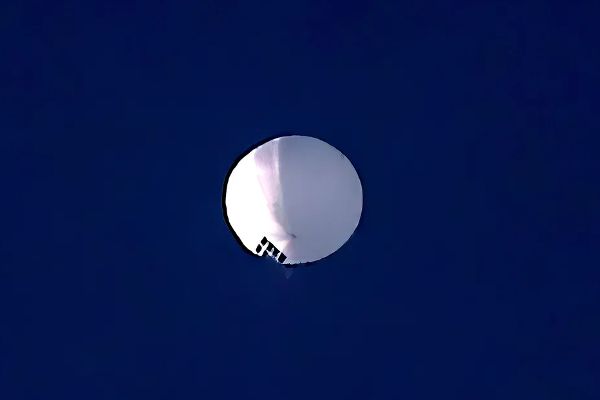 பலூன் மூலம் உக்ரைன் வான்பரப்பை நோட்டமிடும் ரஷ்யா! | Russia Will Monitor Ukraine S Airspace Balloon