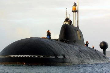 எல்லைக்குள் புகுந்த அமெரிக்க நீர்மூழ்கியை விரட்டியடித்த ரஷ்யாவின் போர்க் கப்பல் - அறிவித்தது மொஸ்கோ