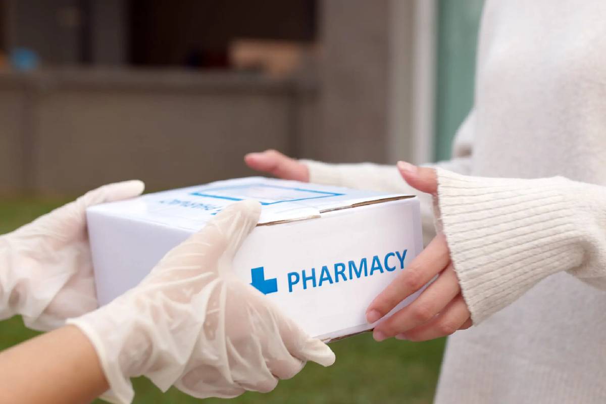 இந்தியாவில் நாளை மருந்து கடைகள் இயங்காது - என்ன காரணம்? | Pharmacy Shops To Strike In May 20 In India