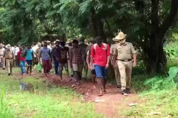 இலங்கை தமிழ் இளைஞர்களை விடுவிக்க அமைச்சர் அதிரடி நடவடிக்கை! | Douglas Action Release Arrested Tamil Youths India