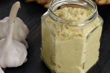 ஒரு மாதமே ஆனாலும் இஞ்சி பூண்டு பேஸ்ட் கெடாமல் இருக்க வேண்டுமா? சூப்பர் டிப்ஸ்!