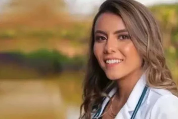 சூட்கேசுக்குள் பெண் மருத்துவரின் நிர்வாண உடல்: சந்தேகத்தை ஏற்படுத்திய குறுந்தகவல்