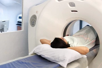 ஸ்கேன் செய்த மருத்துவர்களை நம்பி வீட்டுக்குச் சென்ற பெண்! மயங்கி விழுந்த அடுத்த நொடியே உறவினர்களுக்கு காத்திருந்த அதிர்ச்சி