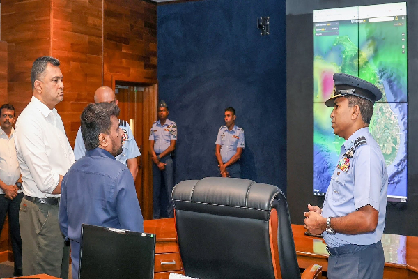 பேருந்துடன் வெள்ளத்தில் சிக்கிய பல்கலை மாணவர்களின் நன்றிக்கடன் | Uni Students Gratitude Caught Flood With Their Bus பேருந்துடன் வெள்ளத்தில் சிக்கிய பல்கலை மாணவர்களின் நன்றிக்கடன் | Uni Students Gratitude Caught Flood With Their Bus