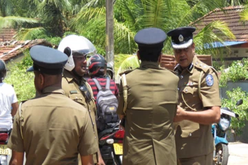 நான்கு மாதக்குழந்தையை பத்து வயது சிறுவனிடம் ஒப்படைத்துவிட்டு தப்பிச்சென்ற நபர்