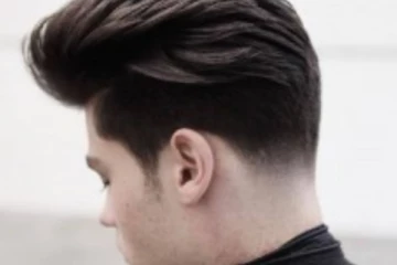 தலைமுடியை நேராக்க முயற்சி: 12 வயது சிறுவன் பரிதாபமாக மரணம்